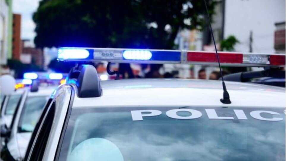 Σύλληψη -2- ημεδαπών σε περιοχή της Φλώρινας για παράβαση του νόμου περί υπαίθριου εμπορίου