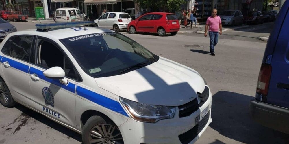 eordaialive.com: Πτολεµαΐδα: Βρέχει κλήσεις για παράνομη στάθμευση(φωτό) - Eordaialive.com