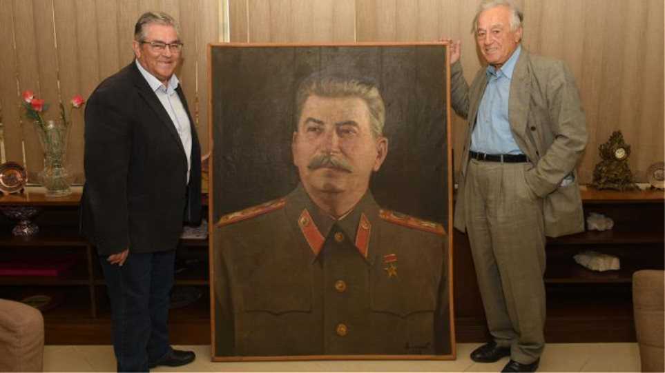 Eordaialive.com - Τα Νέα της Πτολεμαΐδας, Εορδαίας, Κοζάνης Πορτρέτο του Στάλιν και πίνακας με τον Λένιν στα γραφεία του ΚΚΕ (φωτο)