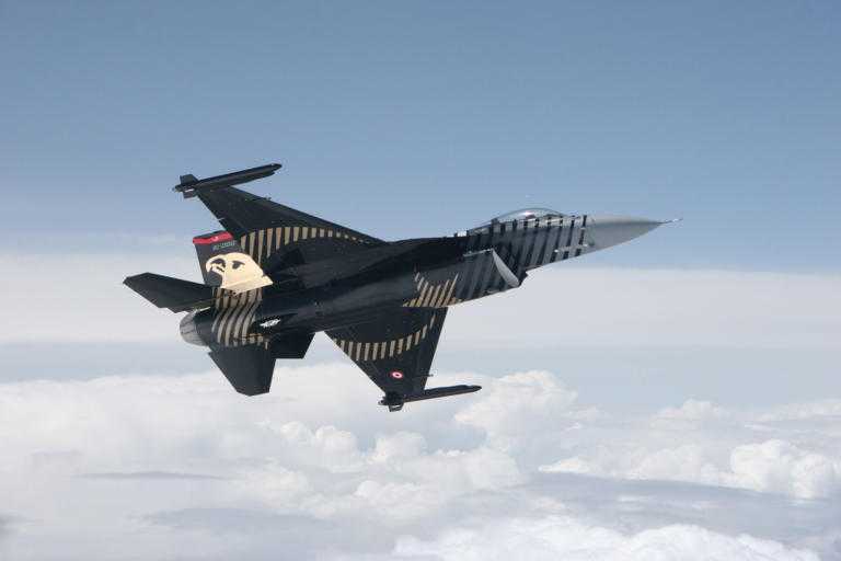 Eordaialive.com - Τα Νέα της Πτολεμαΐδας, Εορδαίας, Κοζάνης Συνεχίζουν να προκαλούν στο Αιγαίο οι Τούρκοι! Μαχητικό F-16 πέταξε πάνω από το Καστελόριζο