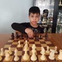 Eordaialive.com - Τα Νέα της Πτολεμαΐδας, Εορδαίας, Κοζάνης Με μεγάλο ενδιαφέρον συνεχίστηκαν τα πρωταθλήματα γρήγορου σκακιού των τμημάτων της Σκακιστικής Ακαδημίας Πτολεμαΐδας