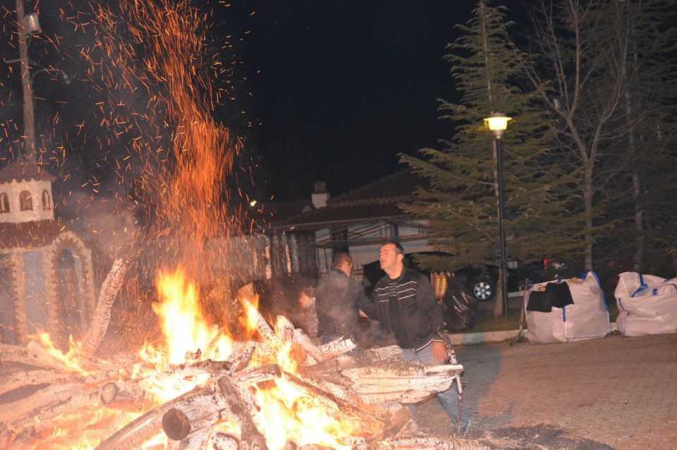 “ΚΟΛΝΤΑ ΜΠΑΜΠΩ” στην Ασβεστόπετρα Εορδαίας (δείτε φωτογραφίες) - Eordaialive.com