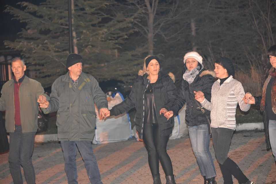 “ΚΟΛΝΤΑ ΜΠΑΜΠΩ” στην Ασβεστόπετρα Εορδαίας (δείτε φωτογραφίες) - Eordaialive.com