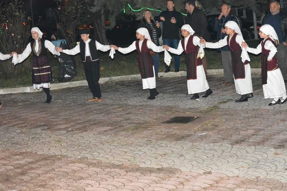 “ΚΟΛΝΤΑ ΜΠΑΜΠΩ” στην Ασβεστόπετρα Εορδαίας (δείτε φωτογραφίες) - Eordaialive.com