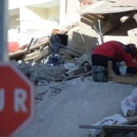 Eordaialive.com - Τα Νέα της Πτολεμαΐδας, Εορδαίας, Κοζάνης Τούρκος σεισμολόγος: Έρχονται μεγάλοι σεισμοί σε Τουρκία και Ελλάδα - Η αφρικανική πλάκα βυθίζεται πιο γρήγορα