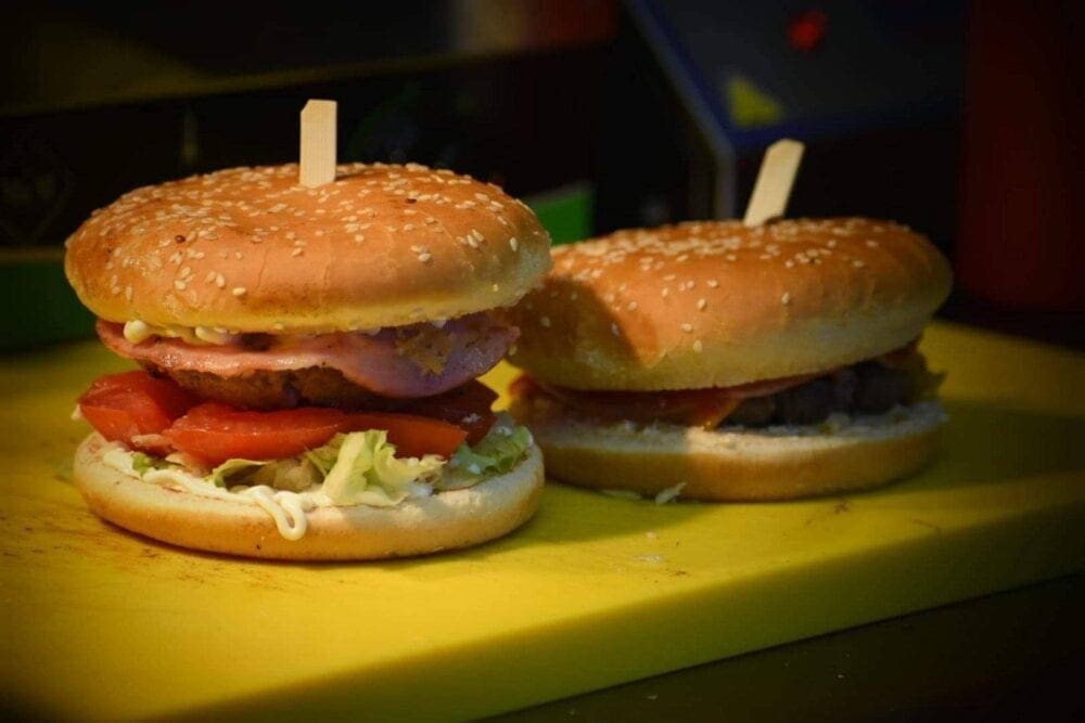 Πτολεμαΐδα: Νέο κατάστημα ''BLACK STAR-STREET FOOD'' - Μοναδικές γευστικές επιλογές για όλες τις απαιτήσεις! 
