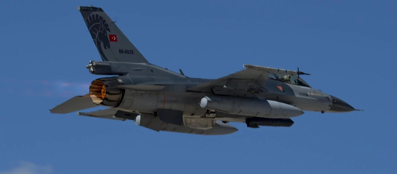 Εισαγγελική έρευνα κατά ΑΠΕ & ΕΡΤ για πτήση τουρκικού F-16 σε Καβάλα και αυτών που ανακοίνωσε το... ΓΕΕΘΑ!