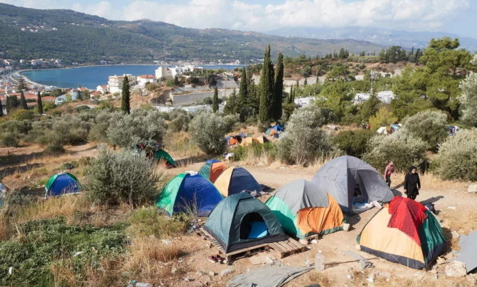 Μεταναστευτικό: Δείτε σε ποιες 28 περιοχές της Ελλάδας θα φιλοξενηθούν μετανάστες σε όλη τη χώρα