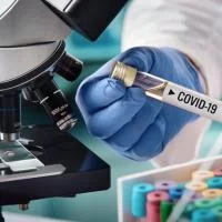 Κορωνοϊός: Τα εμβόλια και τα φάρμακα που ετοιμάζονται κατά του ιού