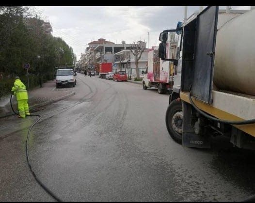 Πλύσιμο οδών και πλατειών στο Δήμο Εορδαίας. | Eordaialive.com Πλύσιμο οδών και πλατειών στο Δήμο Εορδαίας. - Eordaialive.com
