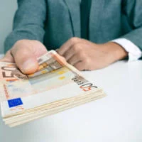 Ποια δάνεια «παγώνουν» για 3 μήνες – Όροι και προϋποθέσεις για την ευνοϊκή ρύθμιση