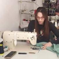 Πτολεμαΐδα: Μοδίστρα με τα τρία παιδιά της κατασκευάζουν μάσκες - Eordaialive.com