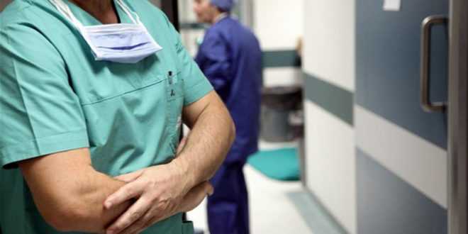 Νοσοκομειακοί γιατροί: Να ζητήσει συγνώμη ο υφυπουργός Υγείας