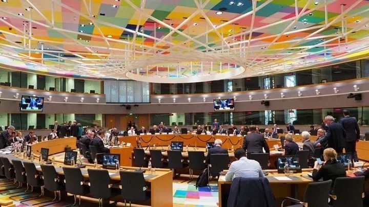 Eurogroup: Δάνεια από ESM χωρίς μνημόνια στις χώρες που έχουν πληγεί από κορονοϊό - Τι προβλέπει η συμφωνία
