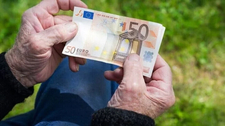 Επικουρικές συντάξεις: Ποιοι θα πάρουν έως 200 ευρώ αύξηση - Οι πέντε πιο ευνοημένες κατηγορίες