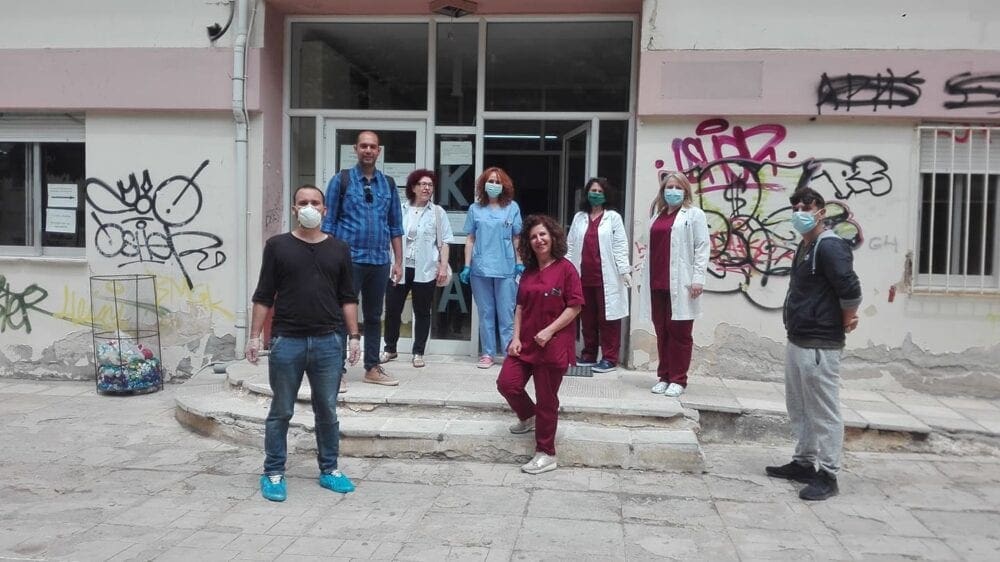 Κοινότητα Κοζάνης: Δωρεά υλικού ατομικής προστασίας στο προσωπικό των ιατρείων του ΙΚΑ