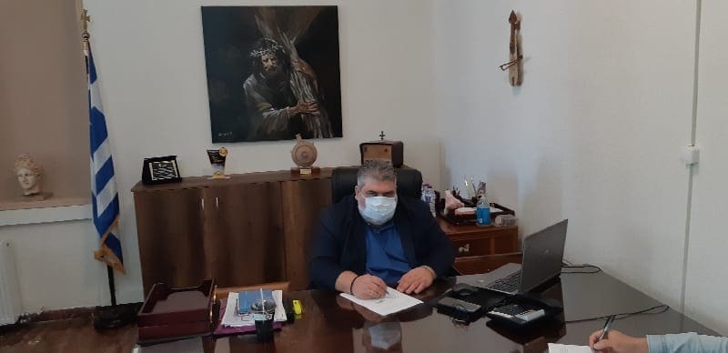Υπογραφή σύμβασης για το έργο με τίτλο: «Αντικατάσταση εξωτερικών κουφωμάτων στο Δημοτικό Σχολείο της Τ.Κ. Βλάστης». - Eordaialive.com