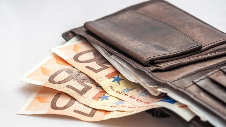 Γρεβενά: Υπάλληλος του Δήμου, βρήκε και παρέδωσε πορτοφόλι - Eordaialive.com
