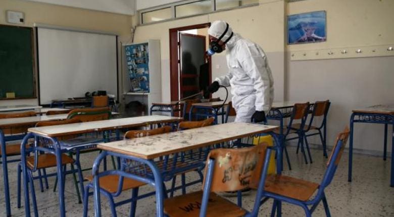 ΟΛΜΕ: Στάση εργασίας την Τετάρτη για την επαναλειτουργία των σχολείων - «Ελλείψεις στα απαραίτητα μέτρα ασφαλείας»