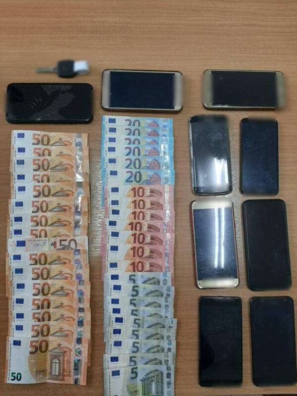 Σύλληψη 15χρονου αλλοδαπού σε περιοχή της Καστοριάς, για παράνομη μεταφορά αλλοδαπών - Eordaialive.com