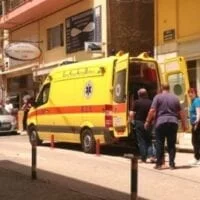 Γνωστός στην Αστυνομία ο 45χρονος δράστης της επίθεσης με τσεκούρι στη ΔΟΥ Κοζάνης- Είχε συλληφθεί το 2017 για φθορές σε παρκόμετρα