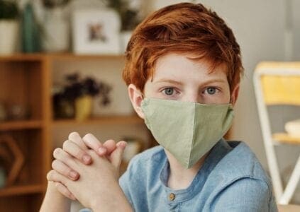 «Μάσκα και στα σχολεία αν χρειαστεί» - Eordaialive.com