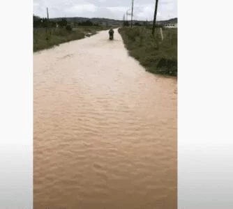 Πτολεμαΐδα: Δρόμοι και χωράφια μετατράπηκαν σε ποτάμια