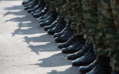 Έρχονται 1.700 μόνιμες προσλήψεις στον στρατό