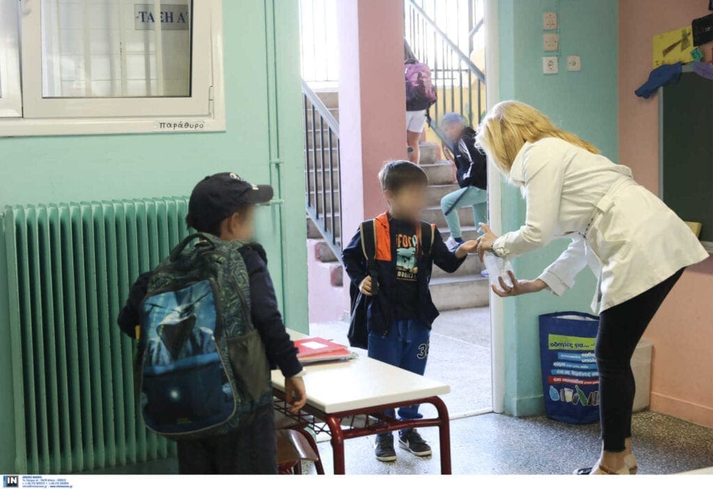 «Βόμβα» Σύψα: Μπορεί να ξανακλείσουν τα σχολεία τον Δεκέμβριο