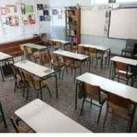 Θεοδωρικάκος: Δωρεάν οι μάσκες για τους μαθητές στα σχολεία - Eordaialive.com