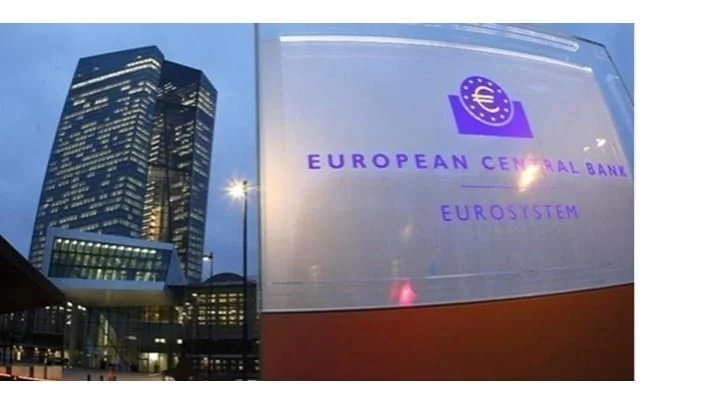 ΕΚΤ: Ετοιμάζεται για το τέλος των μετρητών στις συναλλαγές