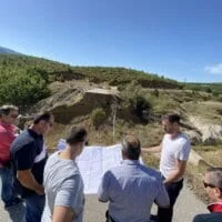 Δήμος Κοζάνης: Ξεκινούν οι εργασίες αποκατάστασης του δρόμου Χρωμίου – Ποντινής που είχε καταστραφεί από τις πλημμύρες του 2016 (βίντεο)