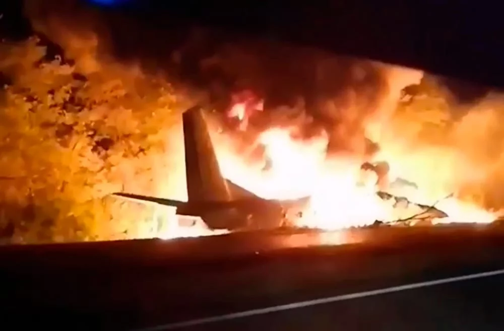 Αεροπορική τραγωδία στην Ουκρανία: Τα πρώτα στοιχεία δείχνουν μηχανική βλάβη -Tουλάχιστον 25 νεκροί