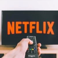 To Netflix προσφέρει μία δωρεάν εκδοχή του χωρίς συνδρομή