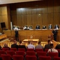 Δίκη Χρυσής Αυγής: Άλλαξε πρόταση η εισαγγελέας. «Να αναγνωριστεί ελαφρυντικό και σε άλλους πλην των 3 βουλευτών» - Eordaialive.com