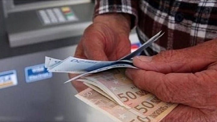 Συνταξιούχοι: Ποιοι θα πάρουν έως 6.912 ευρώ μέσα στον Νοέμβριο - Eordaialive.com