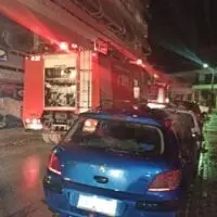 eordaialive.gr: Φωτιά σε διαμέρισμα στην Πτολεμαΐδα (βίντεο)