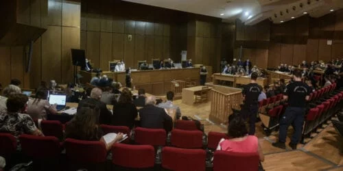 Δίκη Χρυσής Αυγής: Η πρόεδρος του δικαστηρίου αμφισβήτησε την εισαγγελέα