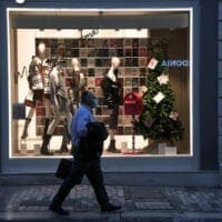 Χριστούγεννα με ανοιχτά μαγαζιά, κλειστά εστιατόρια και απαγόρευση κυκλοφορίας - Eordaialive.com