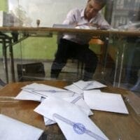 Κορονοϊός - Μετά το εμβόλιο εκλογές: Πώς, γιατί και για πότε φουντώνουν σενάρια για πρόωρες κάλπες - Eordaialive.com