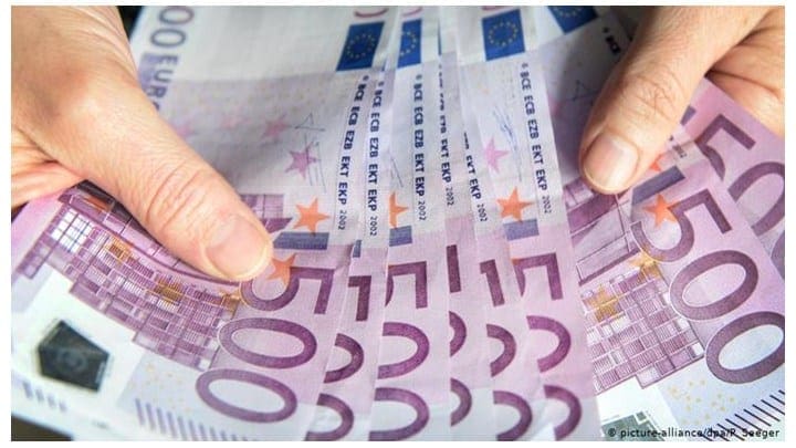 Χαρτονομίσματα των 500 ευρώ: Γίνονται ανάρπαστα αν και... δεν υπάρχουν - Eordaialive.com