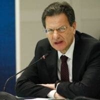 Σκυλακάκης: Στην Επιστρεπτέα 5 το 50% θα είναι μη επιστρεπτέο - Τι είπε για το αφορολόγητο - Eordaialive.com