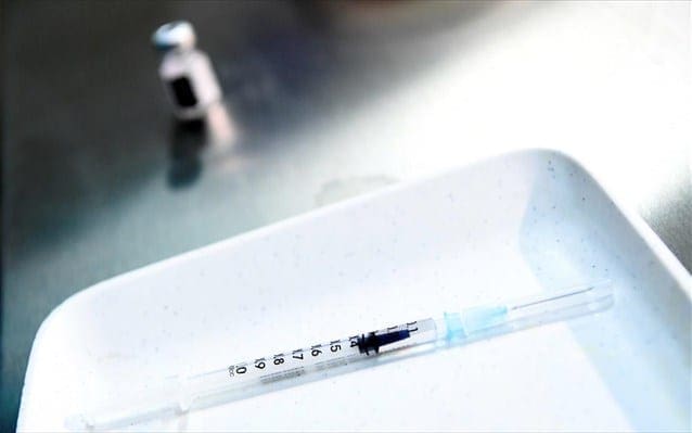 ΕΟΔΥ: 26 ερωτήσεις και απαντήσεις σχετικά με τον εμβολιασμό για τον SARS-CoV-2 - Eordaialive.com