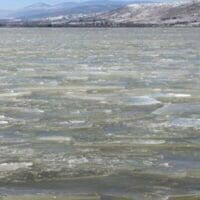 Πάγωσε η λίμνη Πετρών στο δήμο Αμυνταίου
