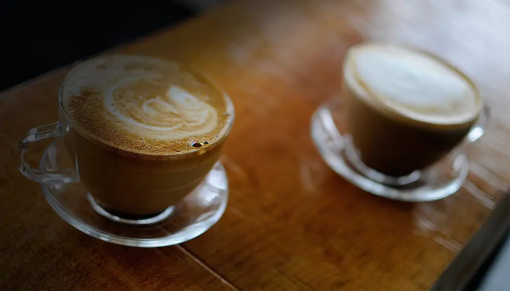 Καφές: Με καφεΐνη ή χωρίς – Σύγκριση πλεονεκτημάτων