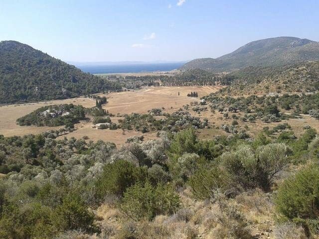 ׫ΕΣΕΝΑ ΚΟΡΗ ΠΡΕΠΕΙ ΣΟΥ». Παραδοσιακό τραγούδι, από το Mελί Καραμπούρνων Ερυθραίας Μικράς Ασίας - Eordaialive.com