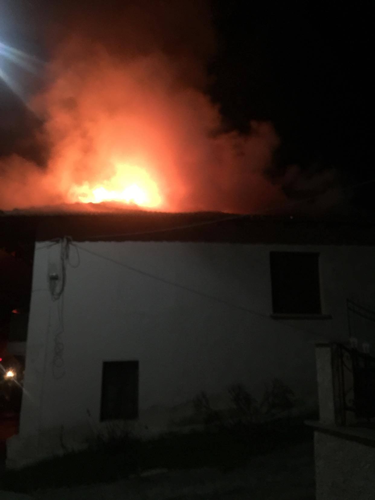 Φωτιά, σε σπίτι στο Βαρικό Φλώρινας (φωτογραφίες) - Eordaialive.com