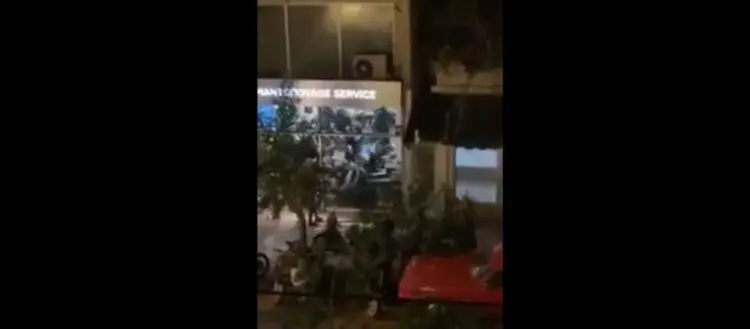 Η κυβέρνηση βύθισε στο χάος τη χώρα: Δυνάμεις ασφαλείας εισβάλουν σε κατάστημα και ξυλοκοπούν πολίτες! - Δείτε βίντεο