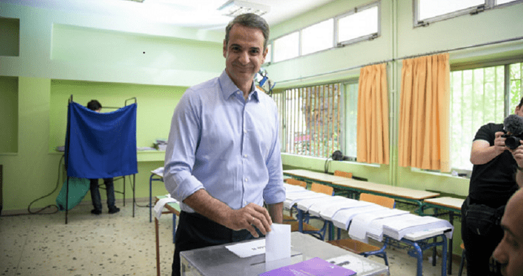 Tα τρία «κρυφά» σημάδια που δείχνουν ότι ο Μητσοτάκης σχεδιάζει πρόωρες εκλογές
