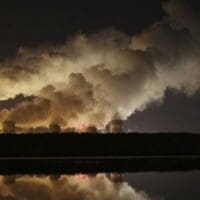 Eordaialive.com - Τα Νέα της Πτολεμαΐδας, Εορδαίας, Κοζάνης ΕΛΑΠΕ: Πλεόνασμα άνω των 100 εκατ. ευρώ λόγω του ράλι των ρύπων – Θεαματική βελτίωση των μεγεθών με την τιμή των δικαιωμάτων CO2 στα 44,5 ευρώ ο τόνος